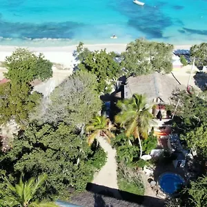 Tropic Lodge